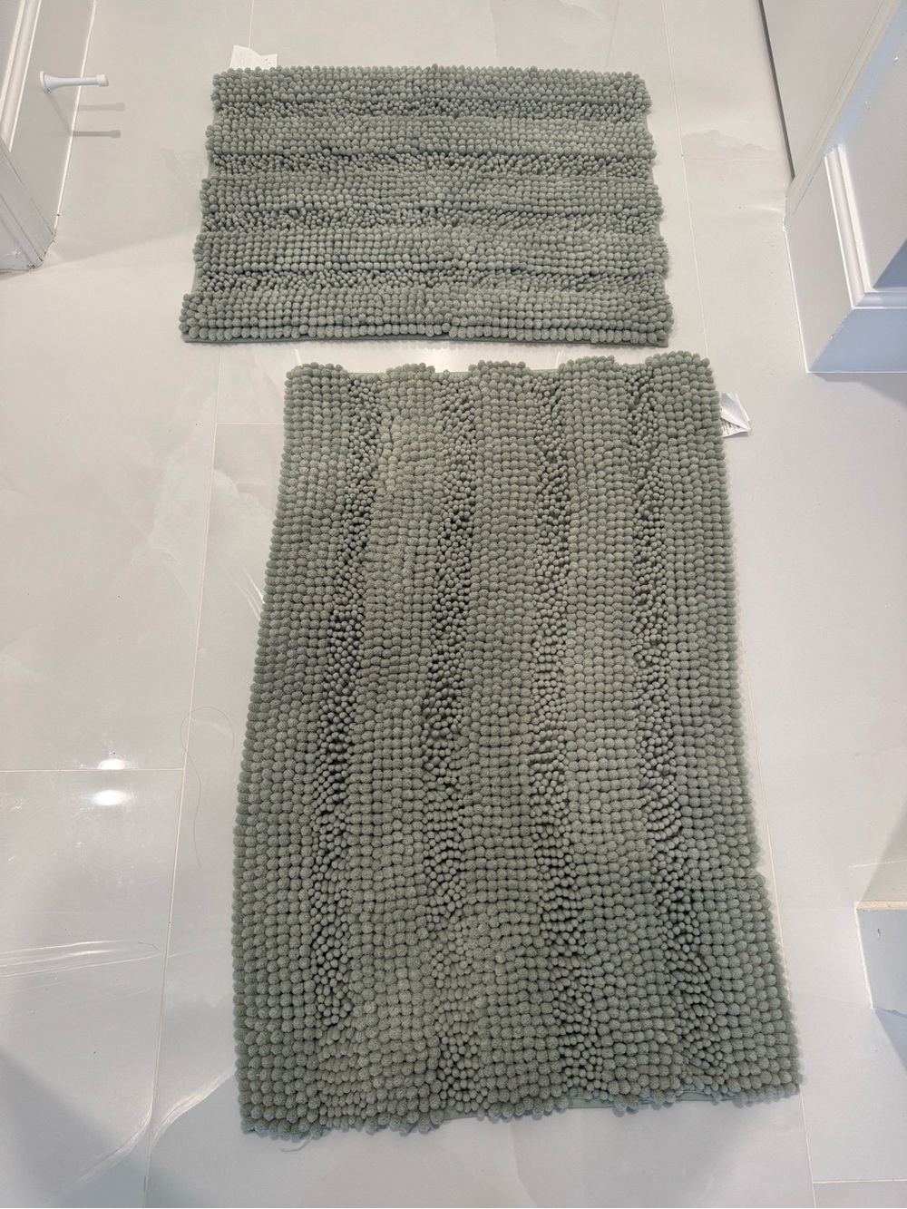 Target Sage Green Chenille Bath Mat Set